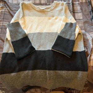 Time and Tru Black, White, and Grey Sweater Size XL